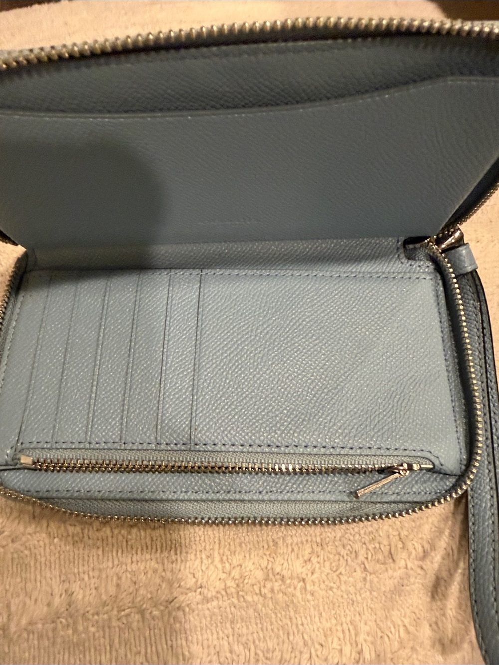 New Coach Pale Blue Zip Wristlet with silver Hardware 7”x4”x6” - Picture 3 of 6